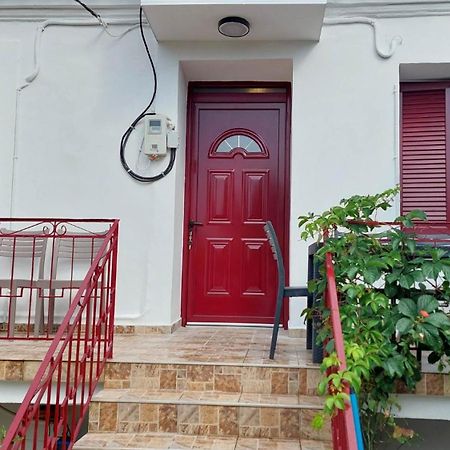 Sea La Vie Beach House Петра Екстериор снимка