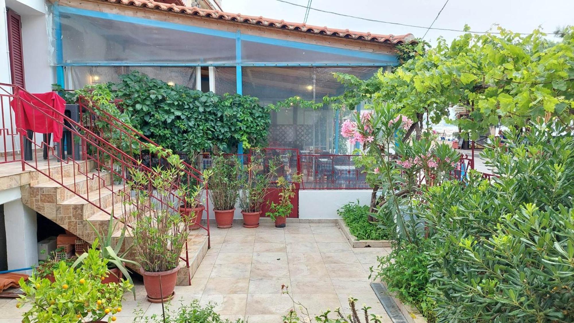 Sea La Vie Beach House Петра Екстериор снимка